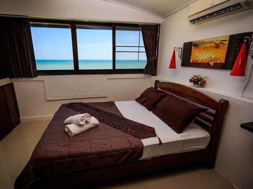Trash And Glam Beach Lounge Lamai Beach  Exterior photo