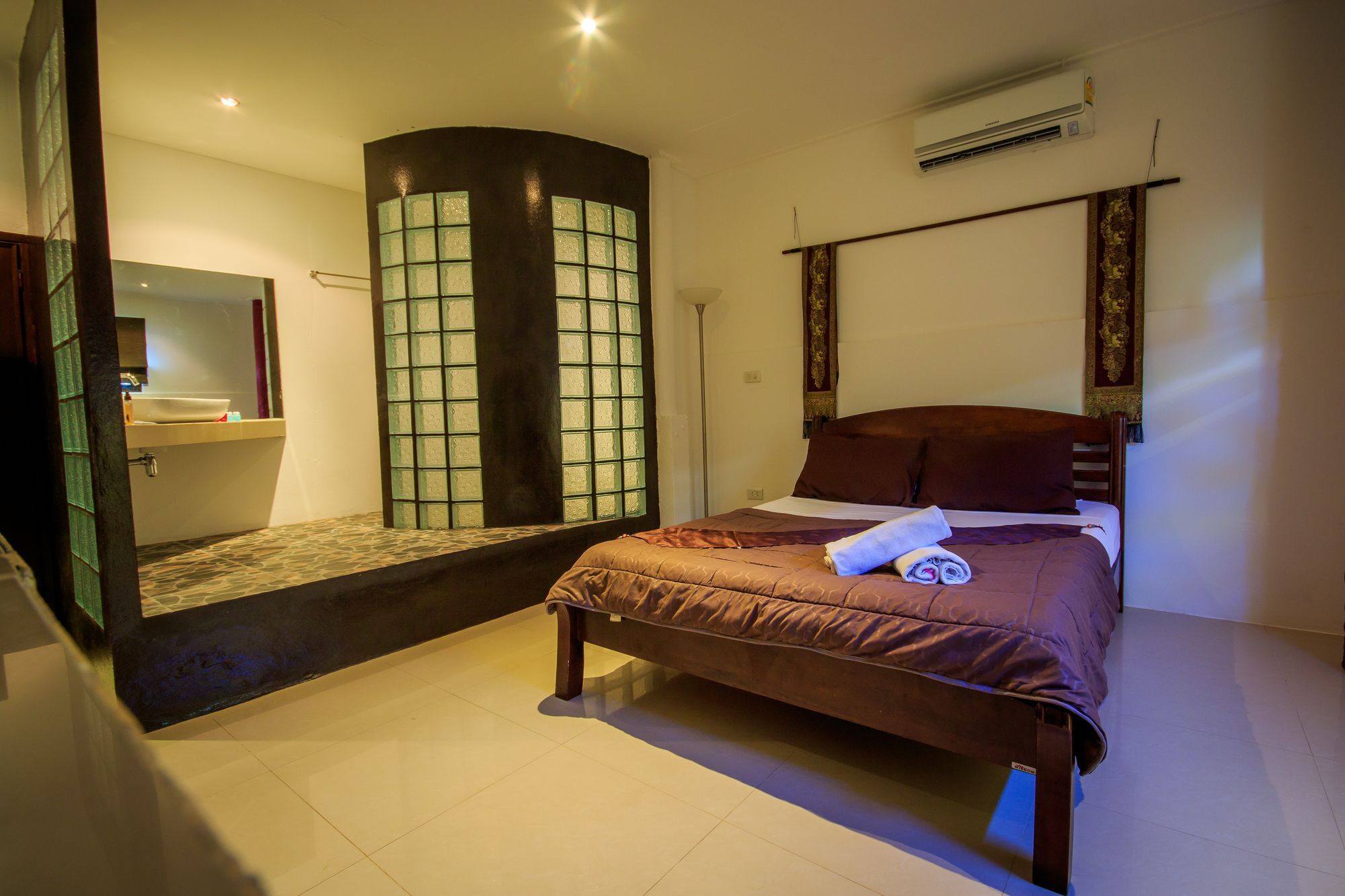 Trash And Glam Beach Lounge Lamai Beach  Exterior photo